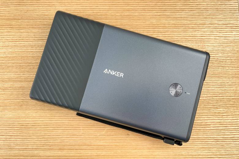 [Anker Powerhouse 100评论]紧凑的便携式电源27,000mAh，支持AC输出最多100W