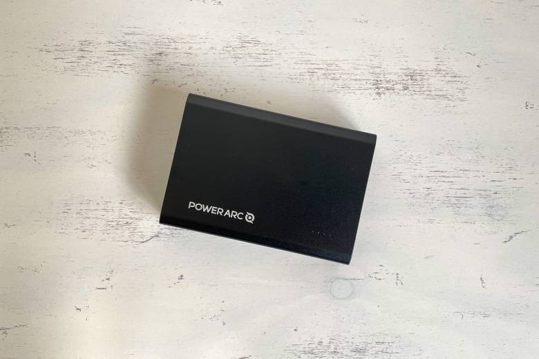 [Spigen Powerarc Arcpack 15000mAh评论]带有两个PD兼容的USB-CS的移动电池，输出30W [PA1801]